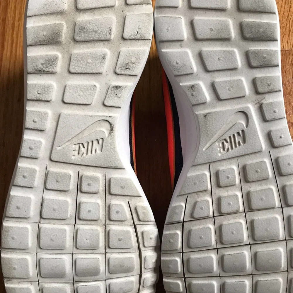 Nike lightweight everyday